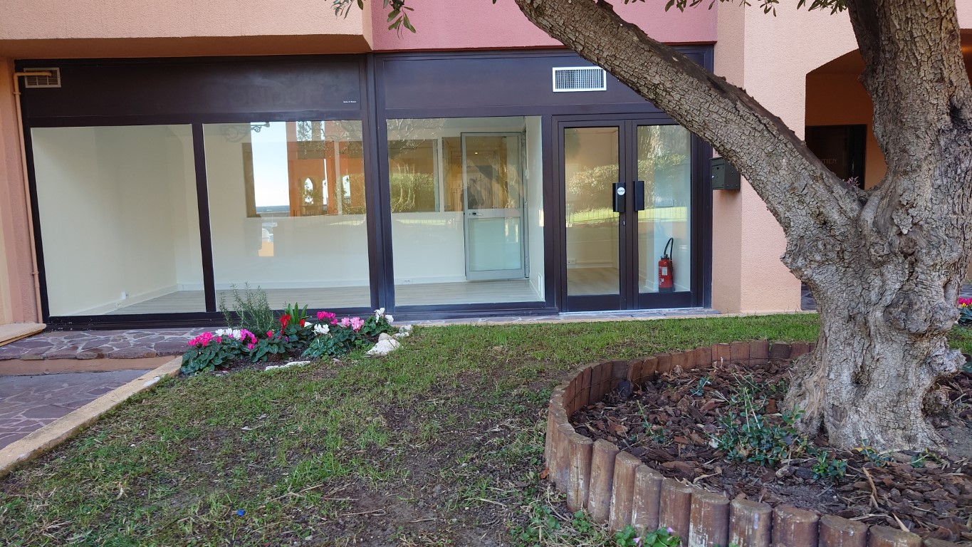 GR7aO_vitrine-bis-moyen-titien-1768237715.jpg