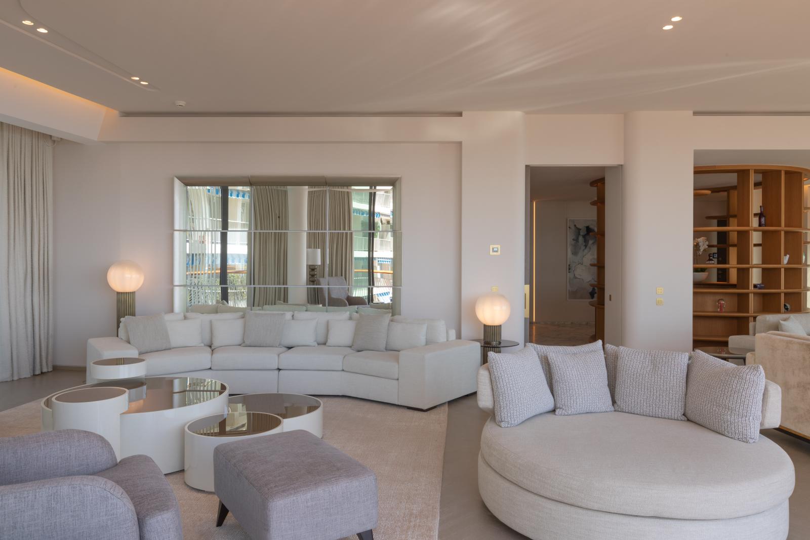 Duplex 6-pièces meublé dans la plus prestigieuse résidence de Monaco, le One Monte-Carlo