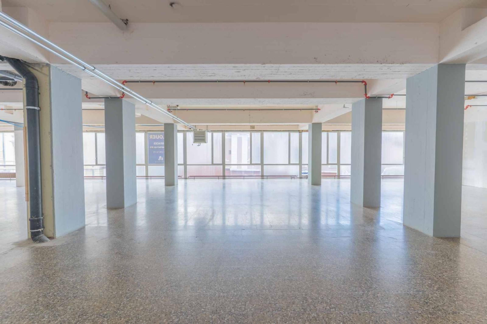 INDUSTRIE - PRODUCTION AU LOCLE