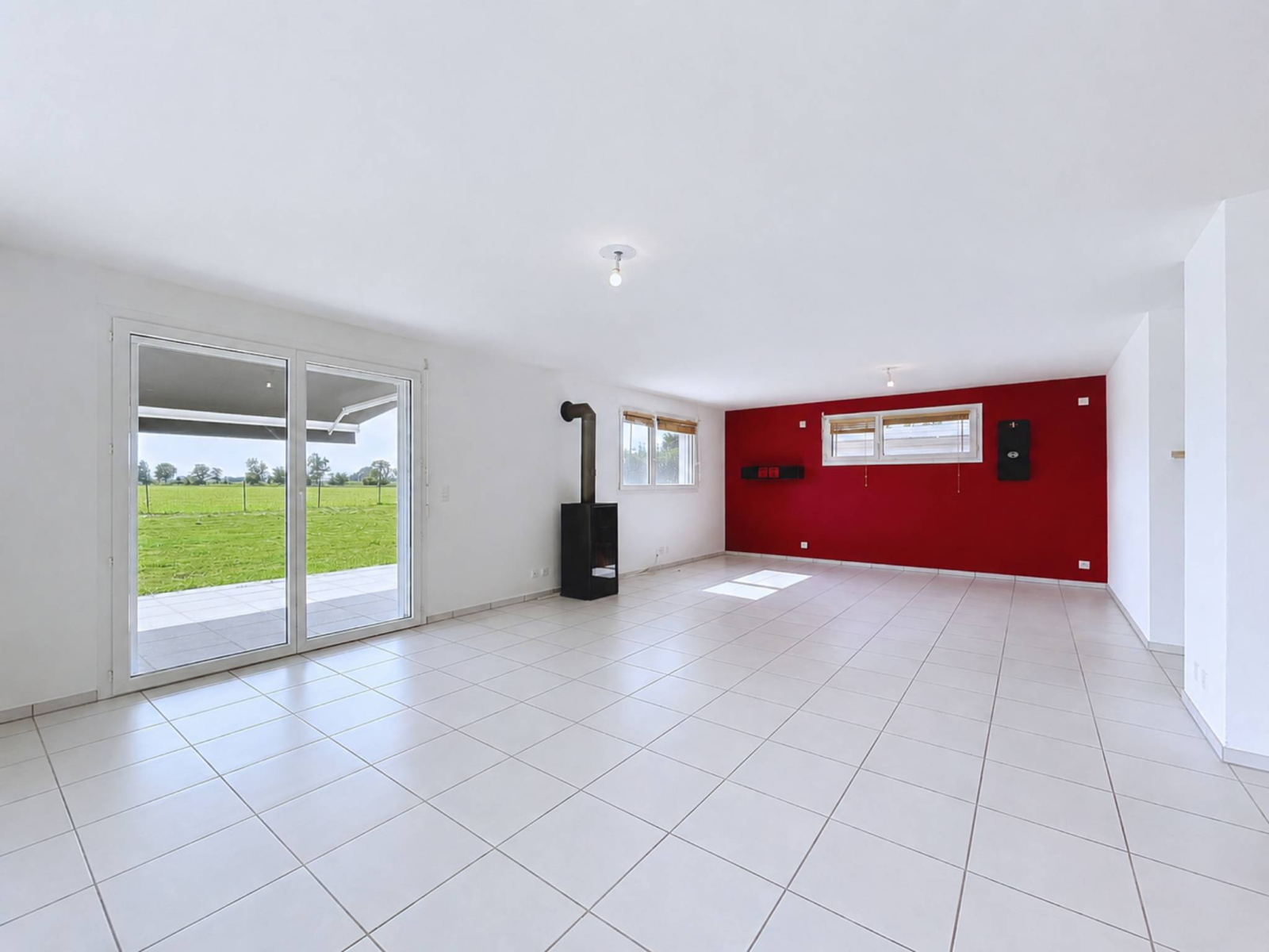 Maison familiale au calme avec vue dégagée sur la campagne