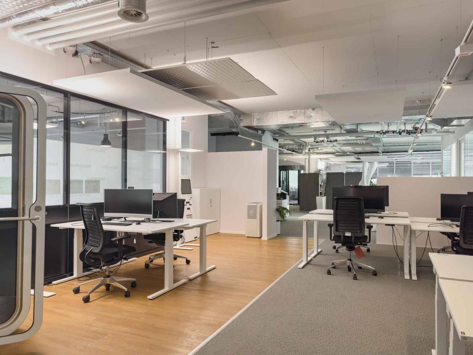 Ateliers et bureaux aménagés de 350 m² – Meyrin