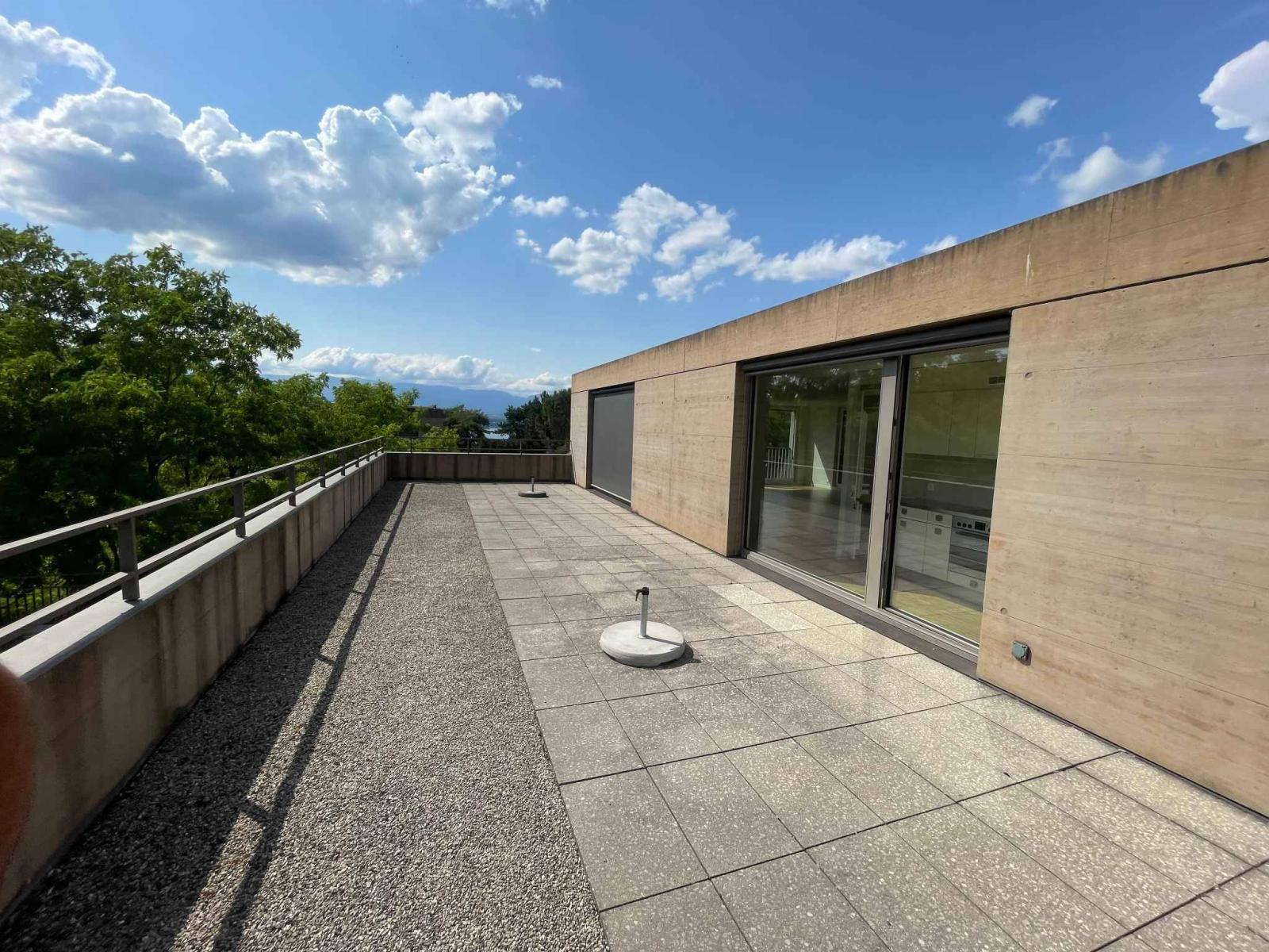 Bureaux 128m2 - Disponible de suite