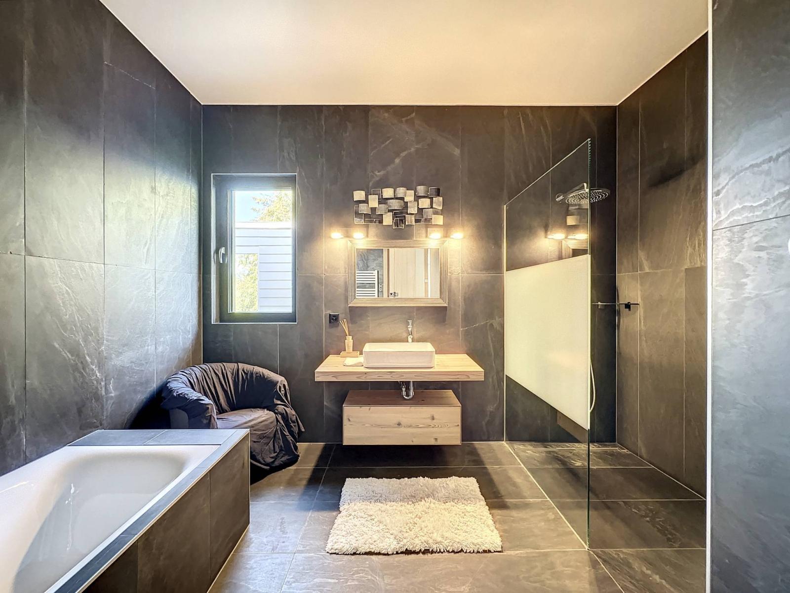 Splendide propriété située dans un quartier résidentiel, prestigieux et calme