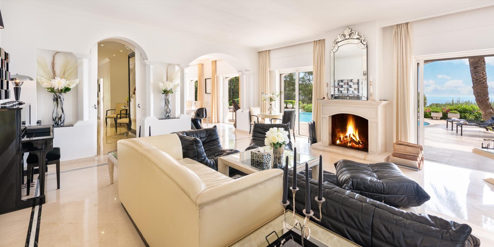 ELEGANTE MAISON PROCHE MONACO