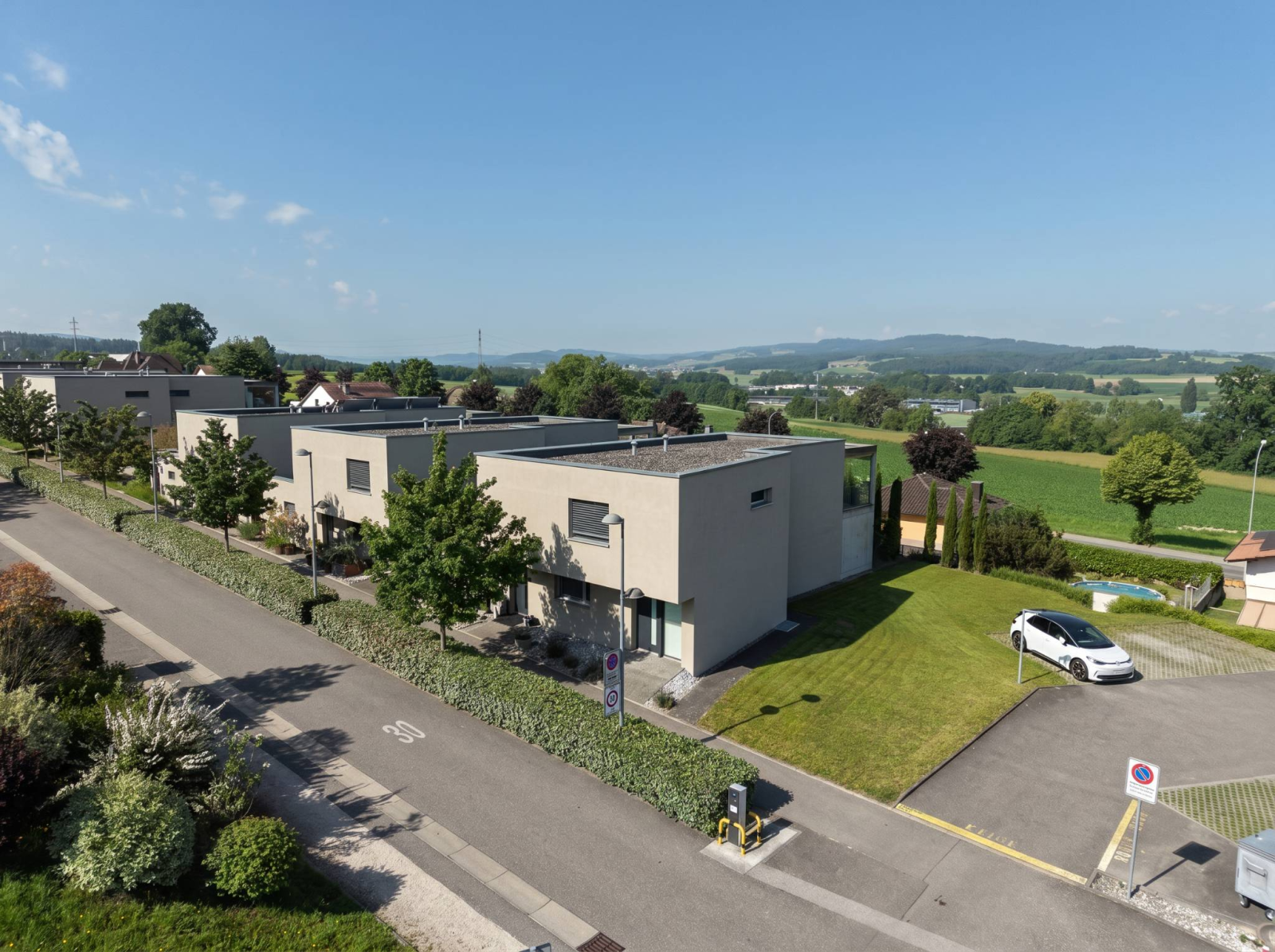 BELLE MAISON FAMILIALE DE 6.5 PIÈCES AVEC POTENTIEL D'ACTIVITÉ INDÉPENDANTE