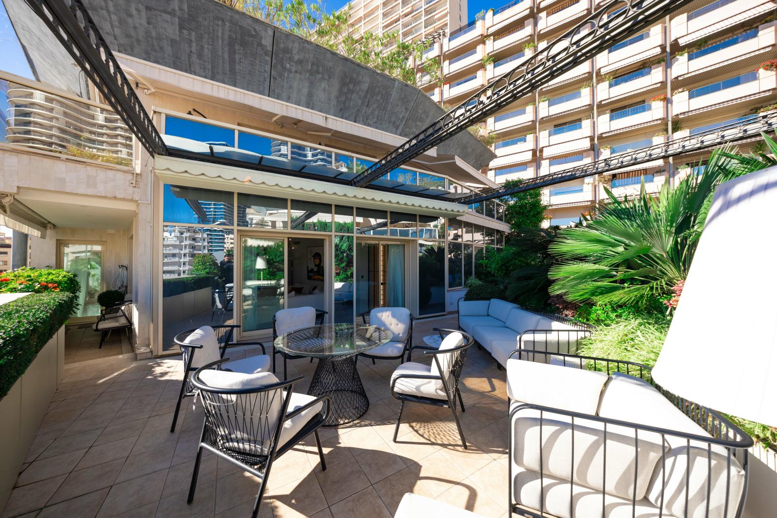 MAGNIQUE PENTHOUSE RENOVE