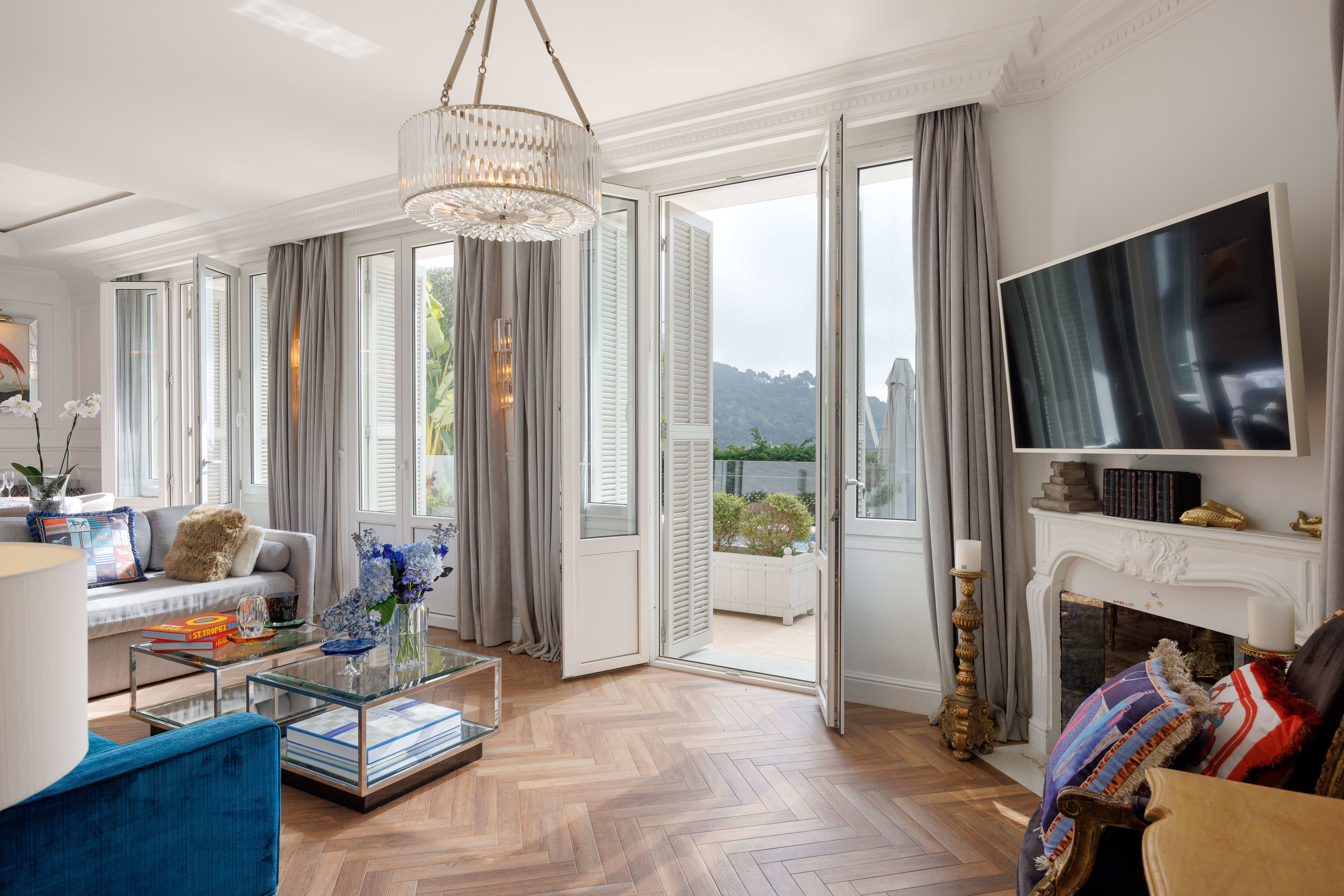 hQWSz_eze-jpg-hd-032-atussa-eze-hd-1768399730.jpg