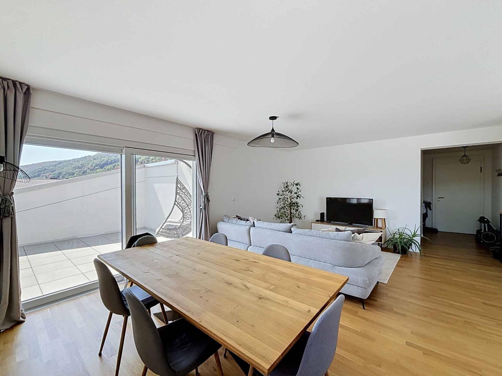 Appartement en attique de 4.5 pièces entre lumière et sérénité