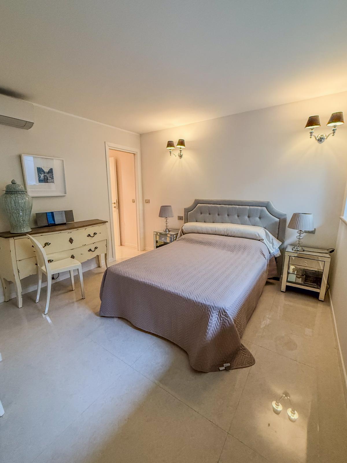 Èze Bord de Mer – Villa contemporaine aux lignes raffinées et panorama infini