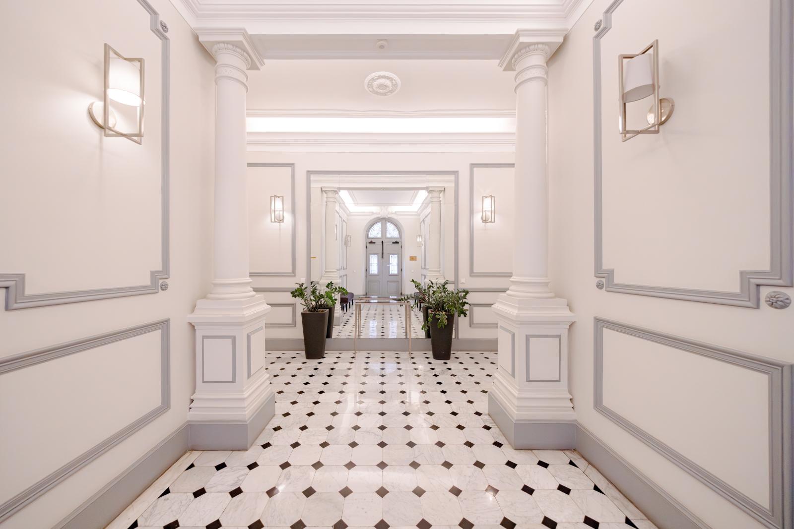 4 PIÈCES CENTRALE RÉNOVÉ