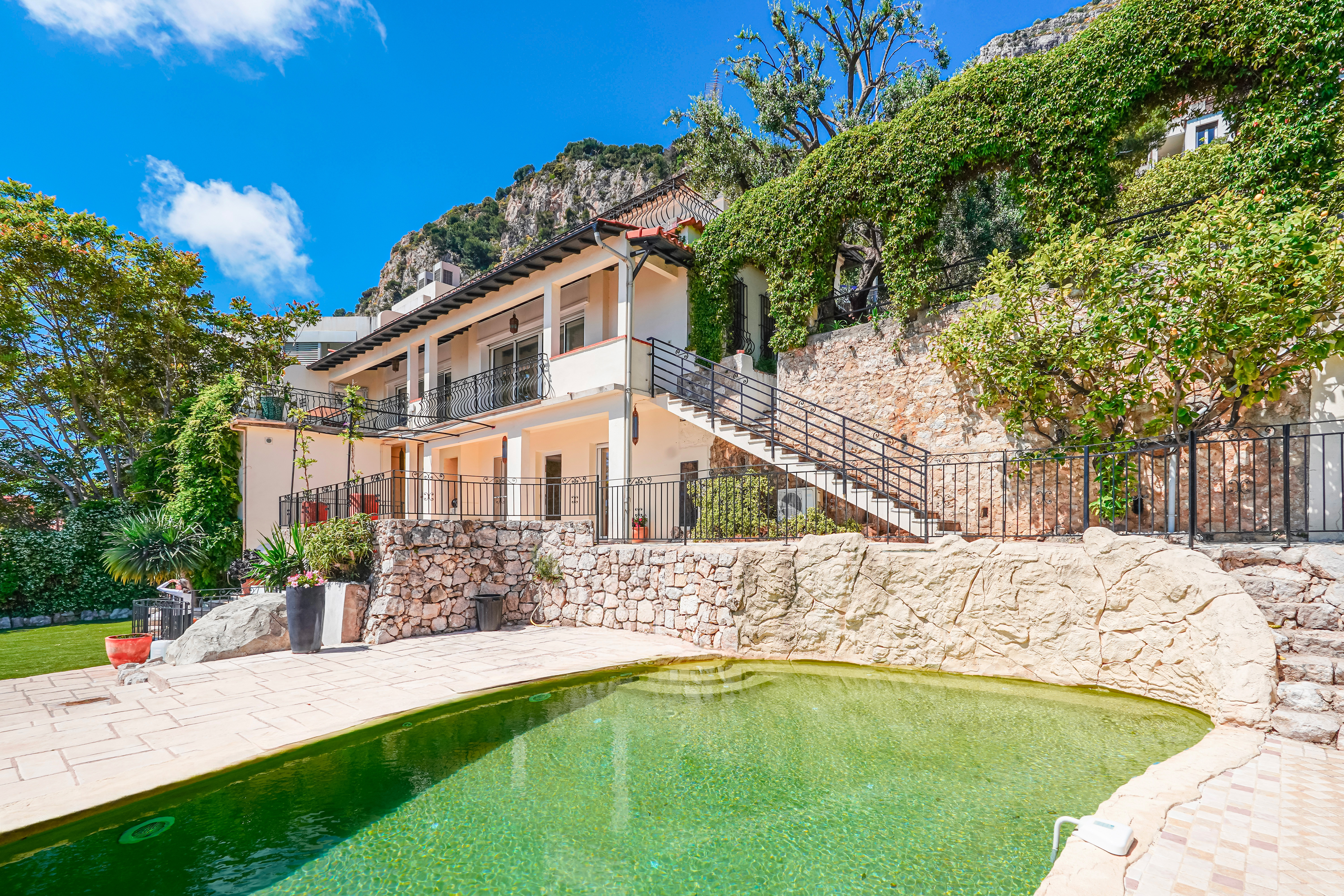 ILOqX_piscine-cap-d-ail-valeri-agency-by-jm-barei-1782390050.jpg