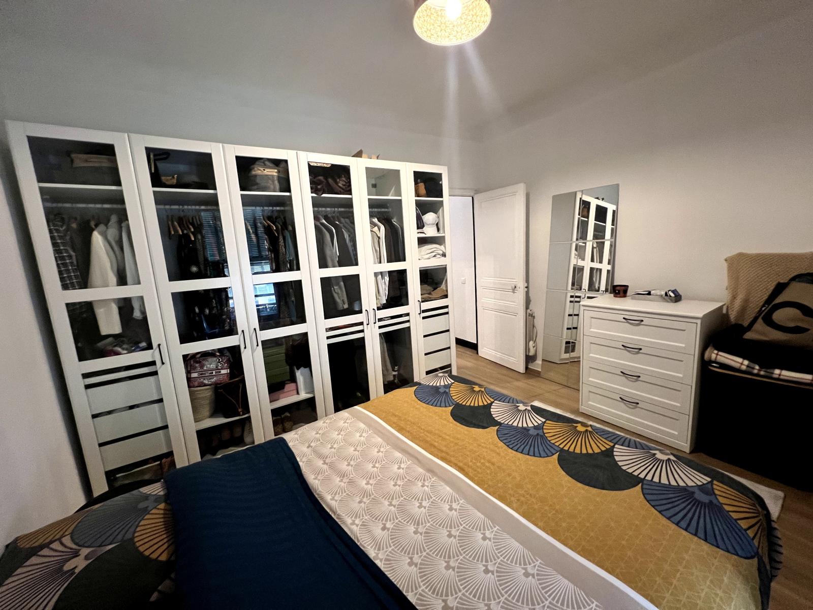 MONTE CARLO - IMMEUBLE BOURGEOIS - 3 PIECES