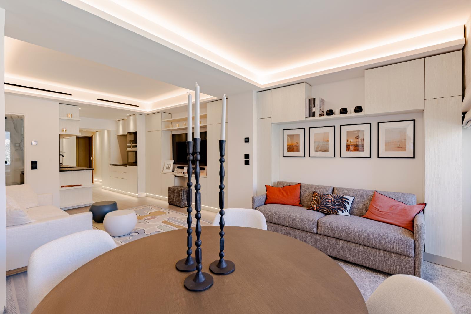 SOMPTUEUX 2 PIÈCES DÉCORÉ AVEC ÉLÉGANCE