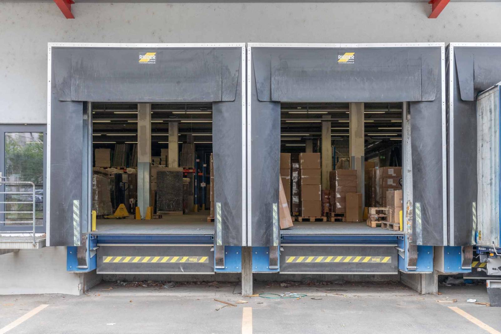 RARE ! Surface de stockage de 389 m² au centre de Genève