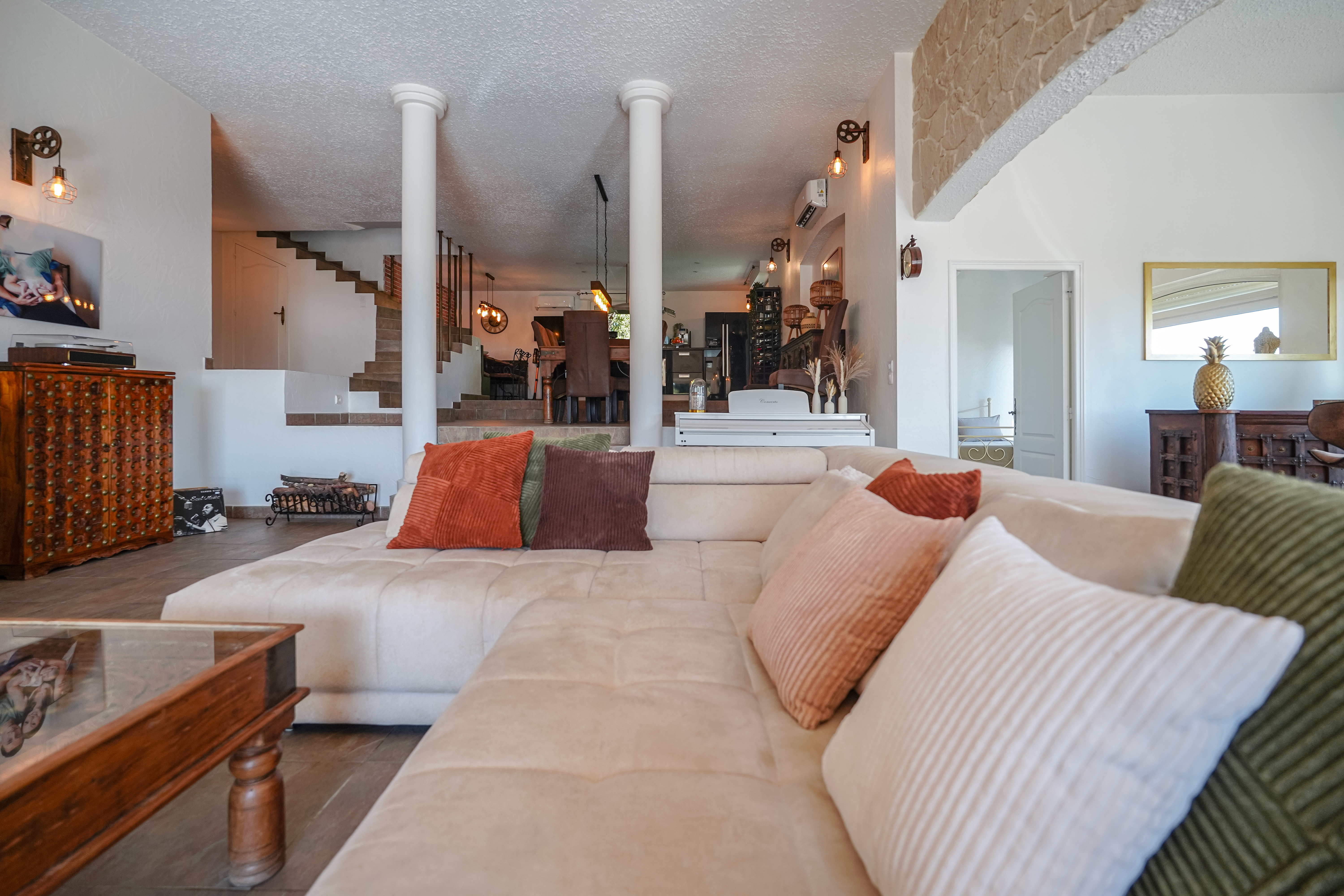 ivC8i_se-jour-3-saint-laurent-d-eze-valeri-agency-by-jm-barei-1772527978.jpg