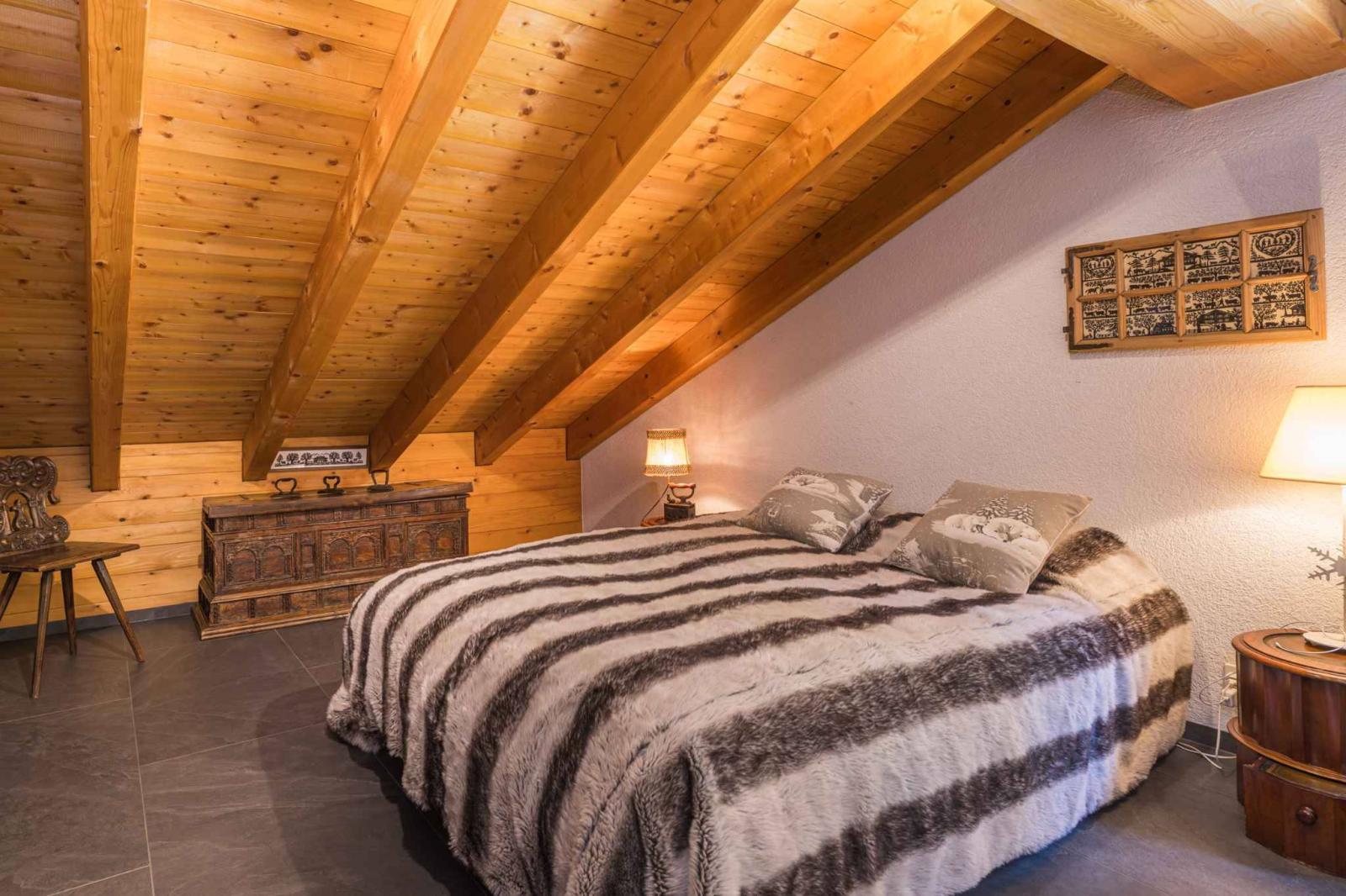 Appartement penthouse exclusif à Zermatt avec vue unique sur le Cervin