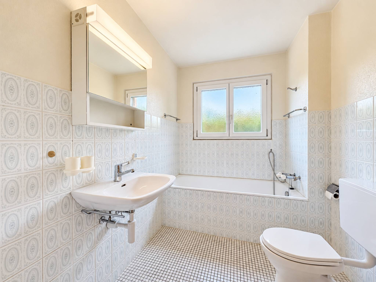 Un appartement généreux avec vue sur le lac et les Alpes