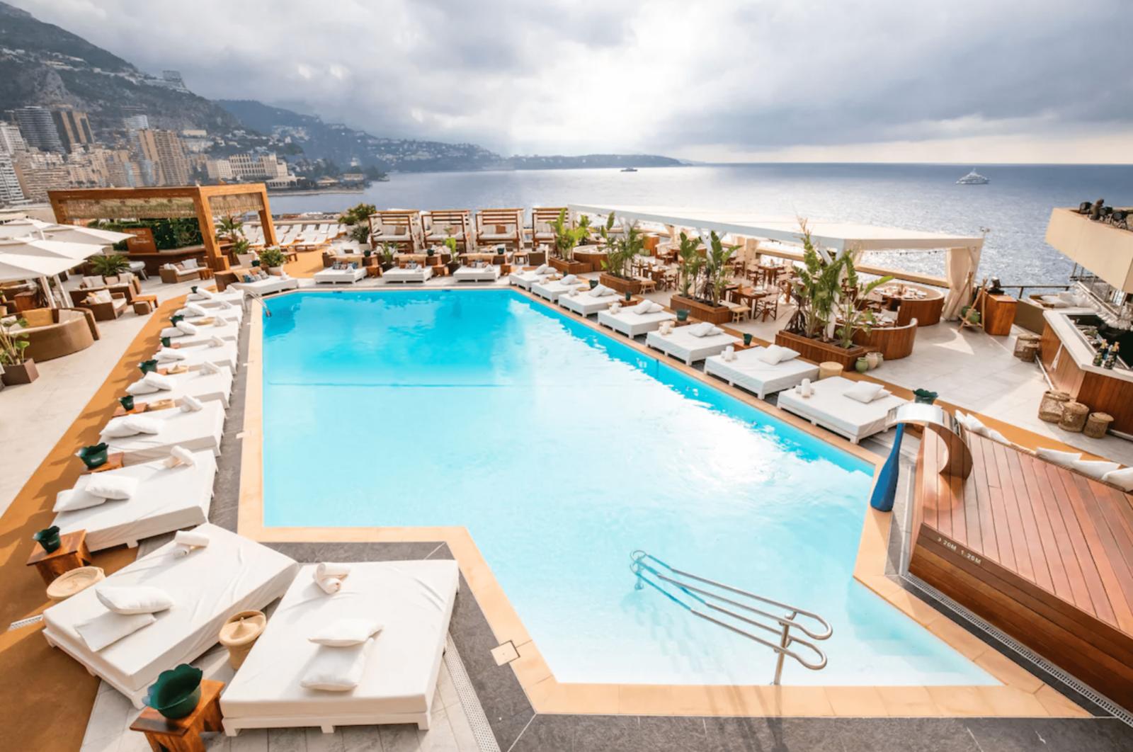 FAIRMONT RÉSIDENCE - Studio de luxe meublé en location avec vue sur la mer