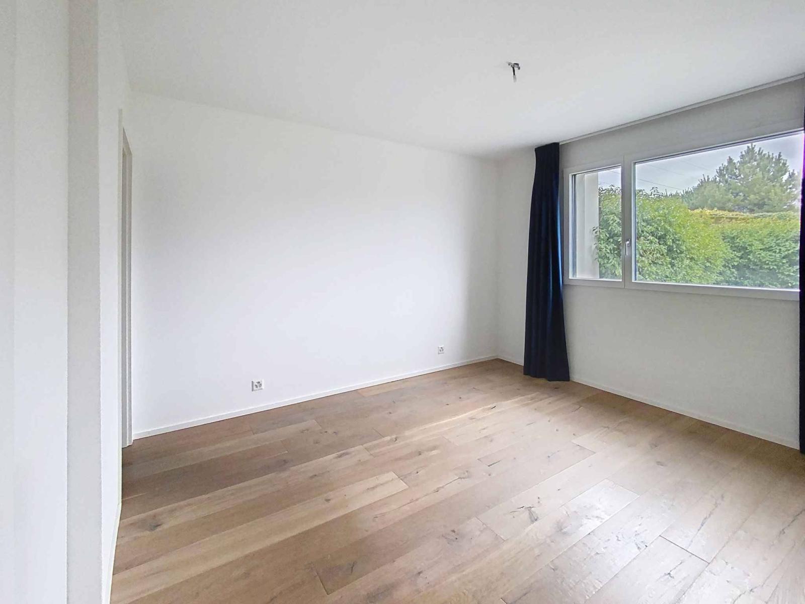 Élégance Contemporaine avec Jardin Privatif à Saint-Prex