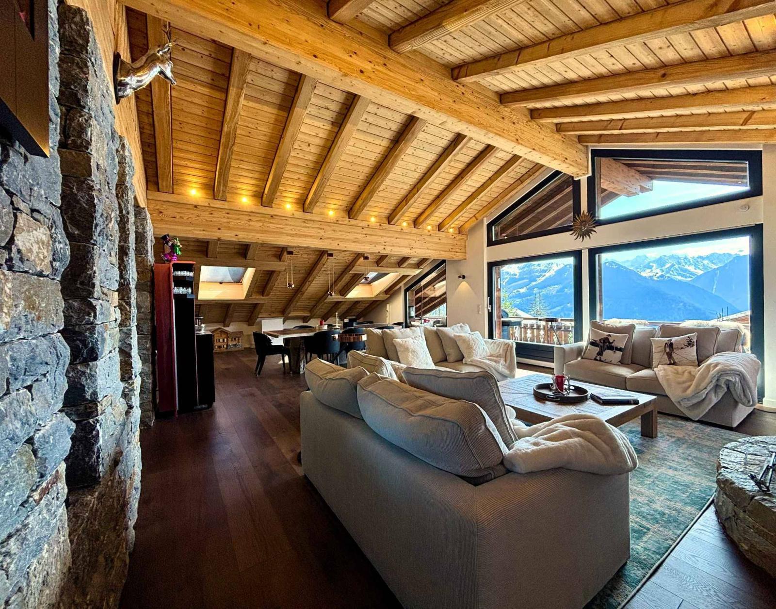 Spacieux duplex rénové au cœur de Verbier