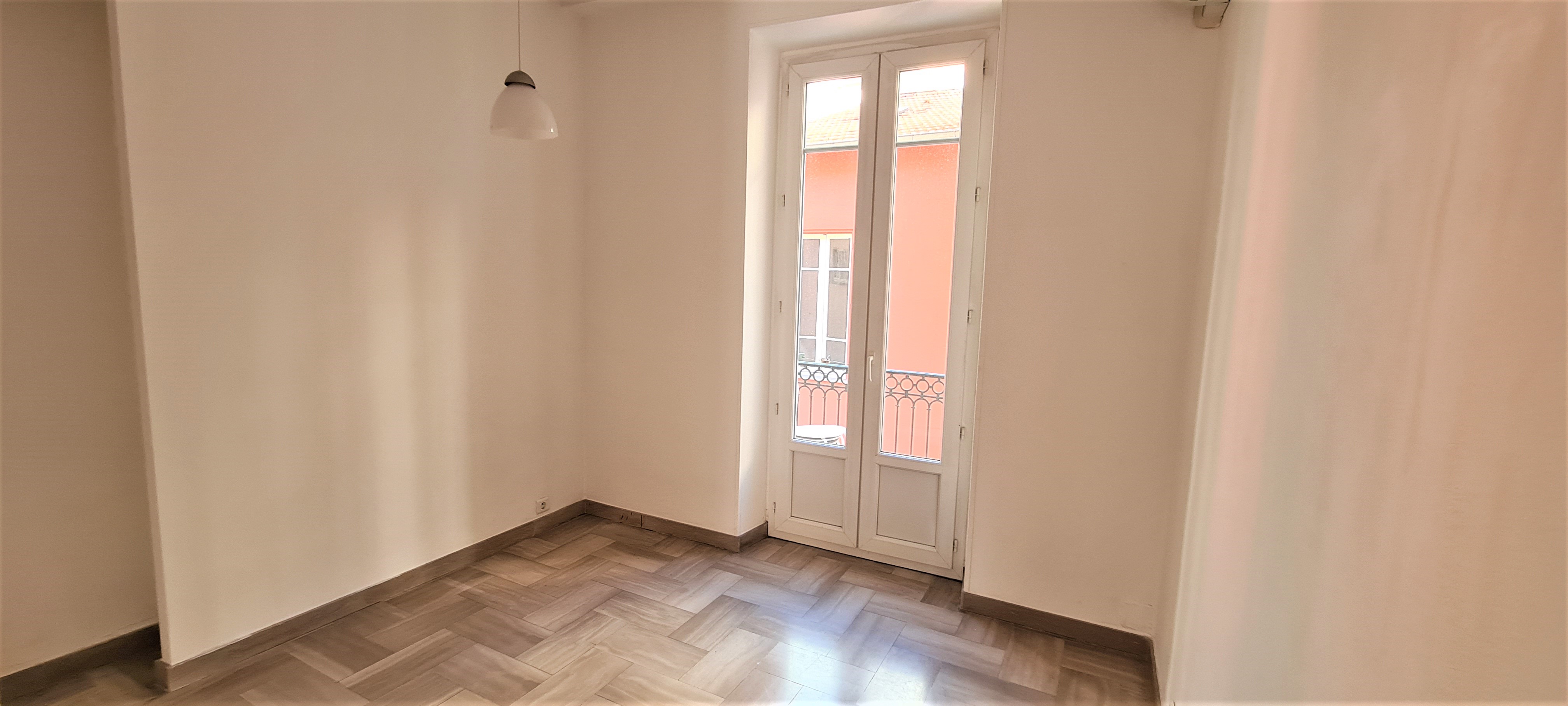 jrZRk_chambre-1-1717158563.jpg