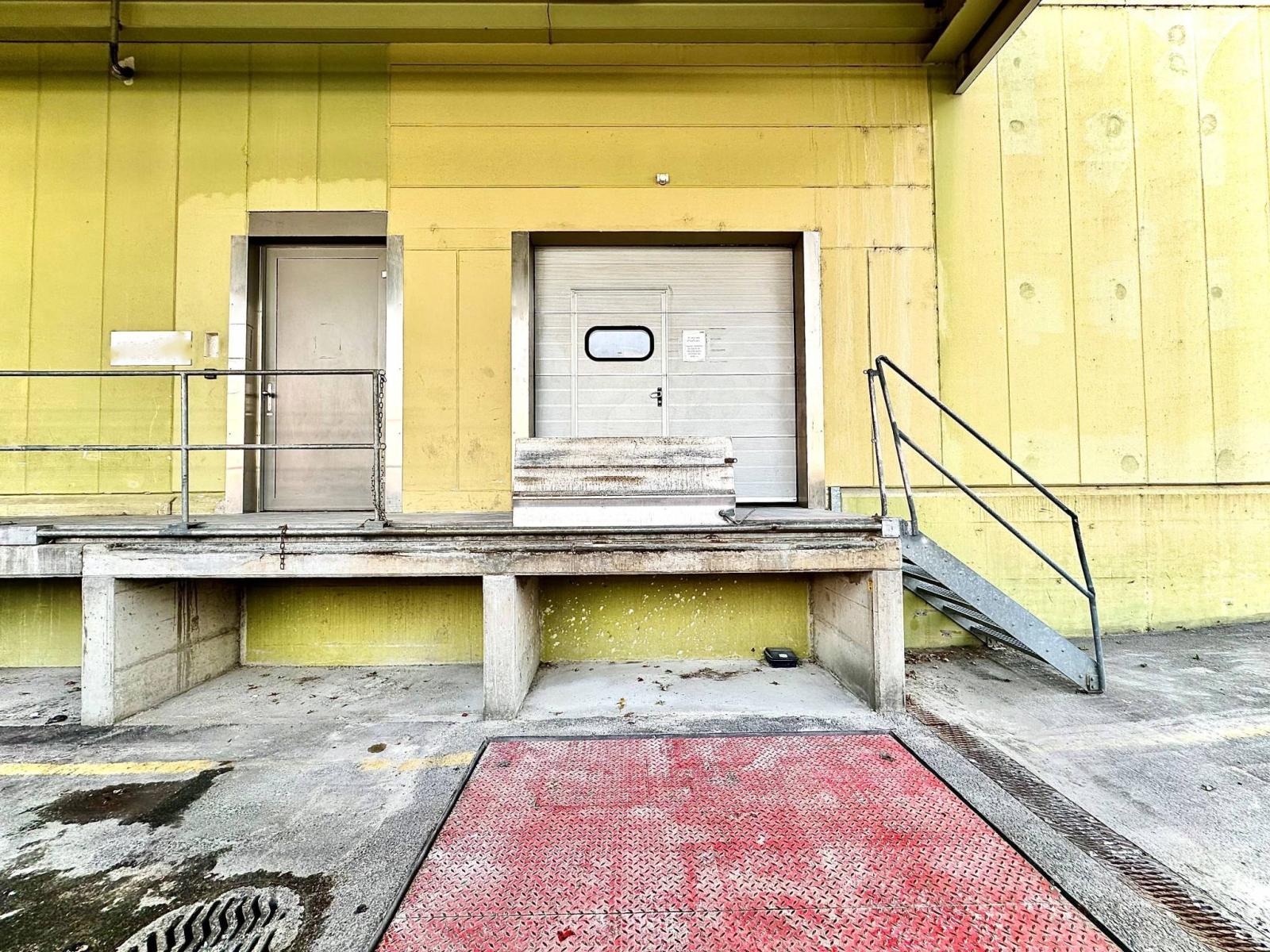 Stockage flexible, dès 100 m2 à louer à Martigny