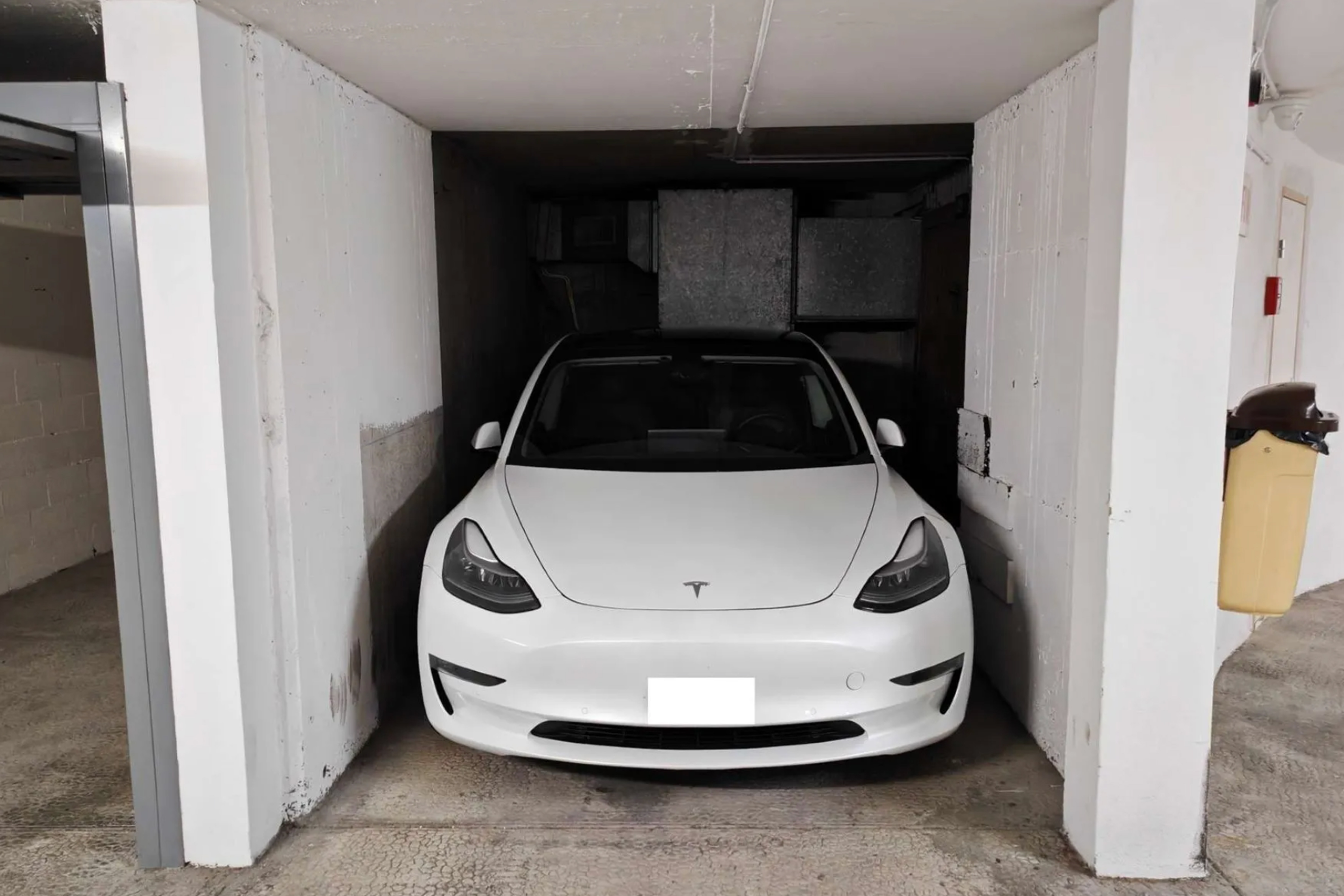 jZg30_garage-1774604160.jpg