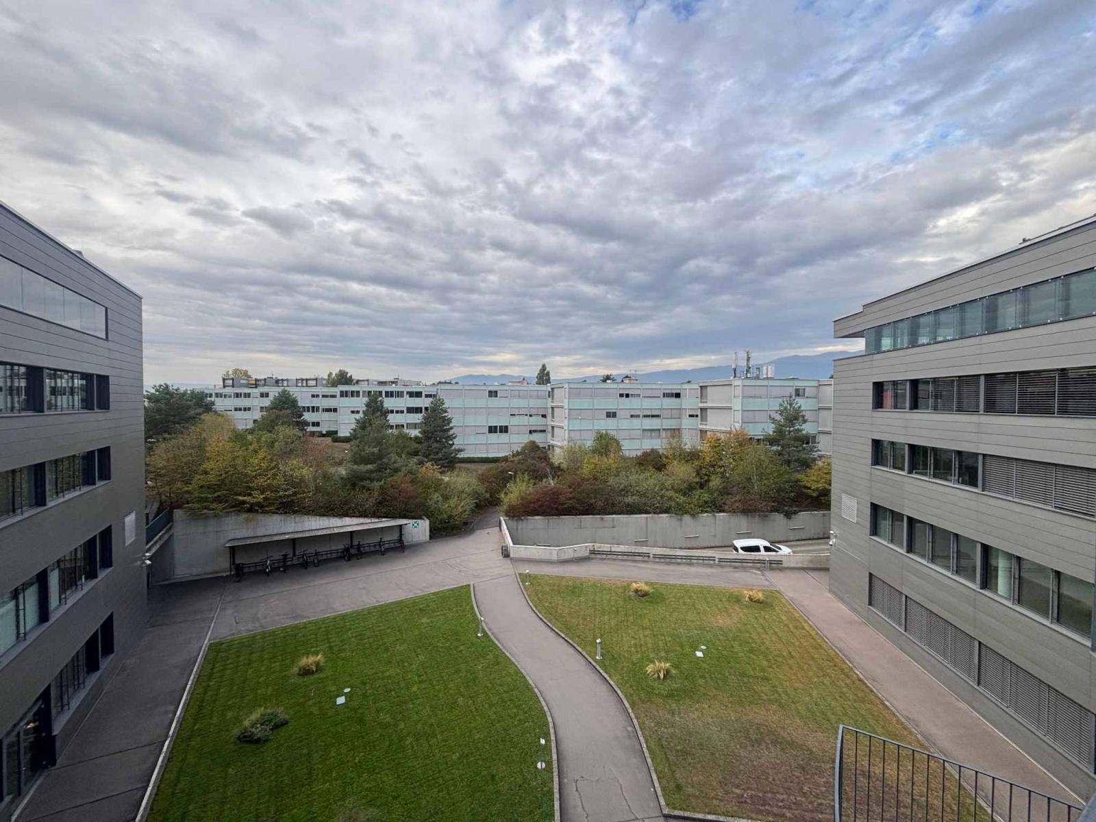 ARCenter – 522 m² de bureaux plug & play au 3e étage