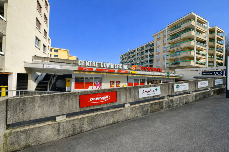 Surface commerciale à louer - Centre commercial Montolieu, Lausanne