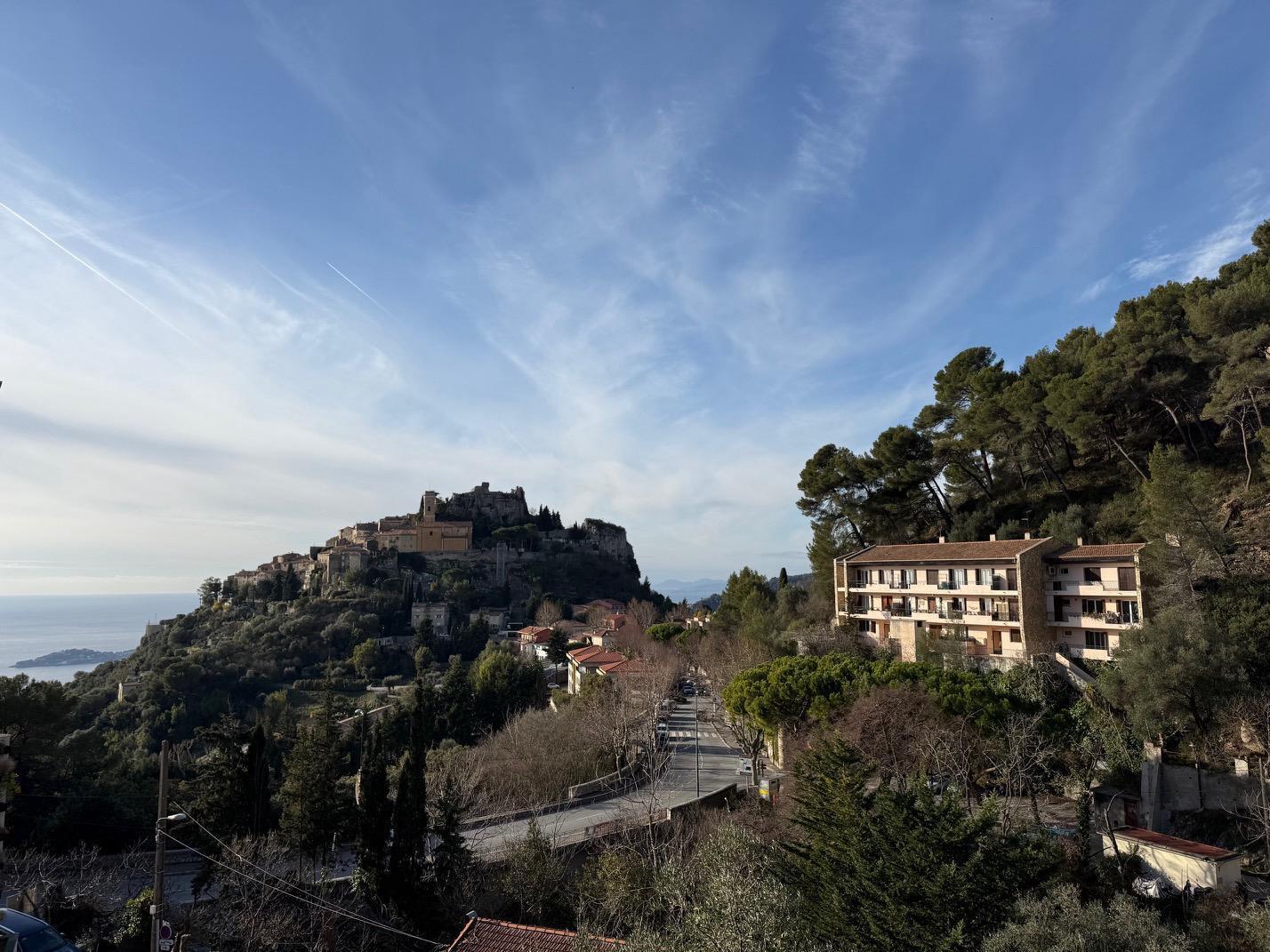 2 pièces moderne à Èze – Proche du village et des commodités