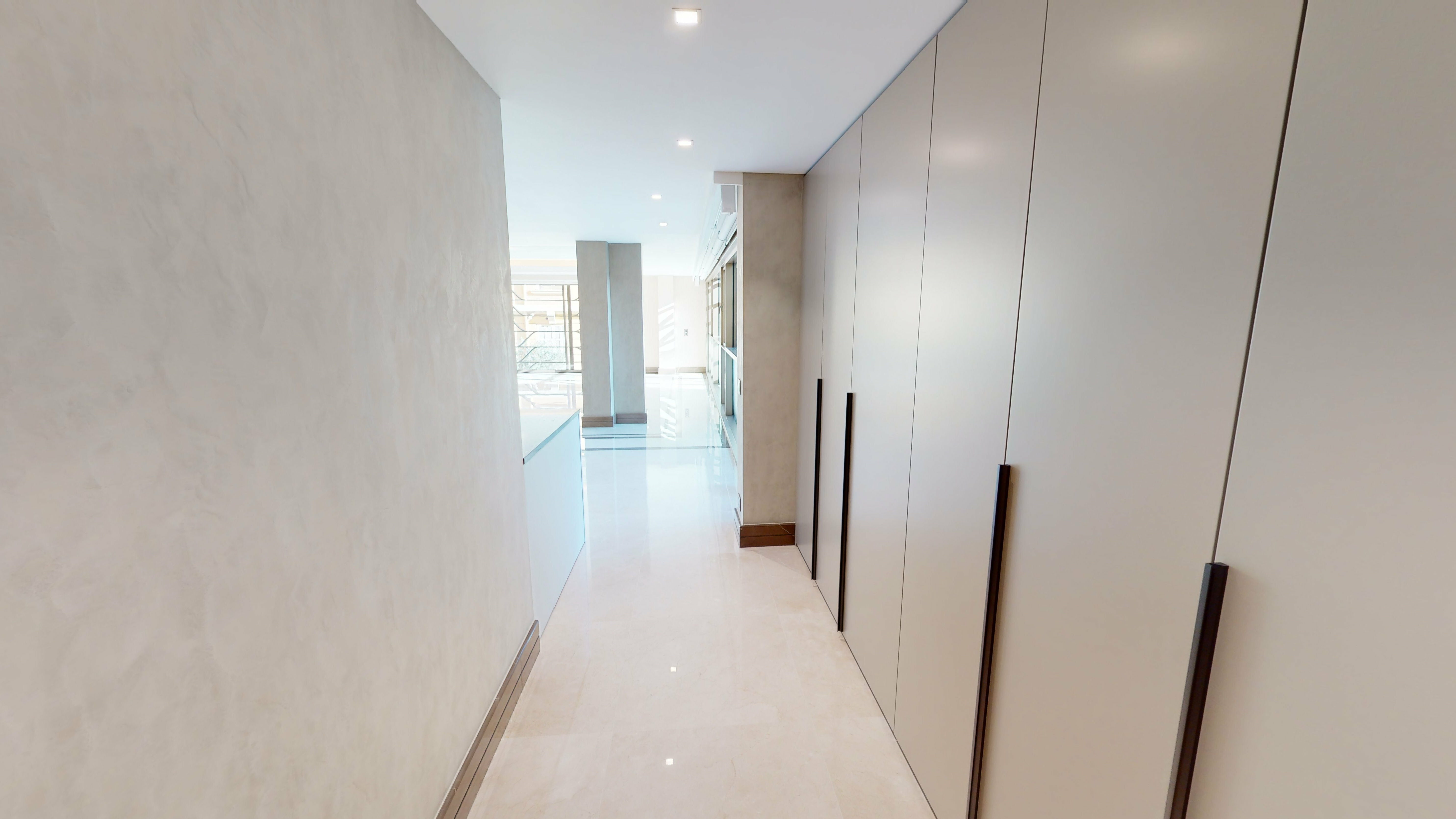 Kes8U_le-45-hall-1675175429.jpg