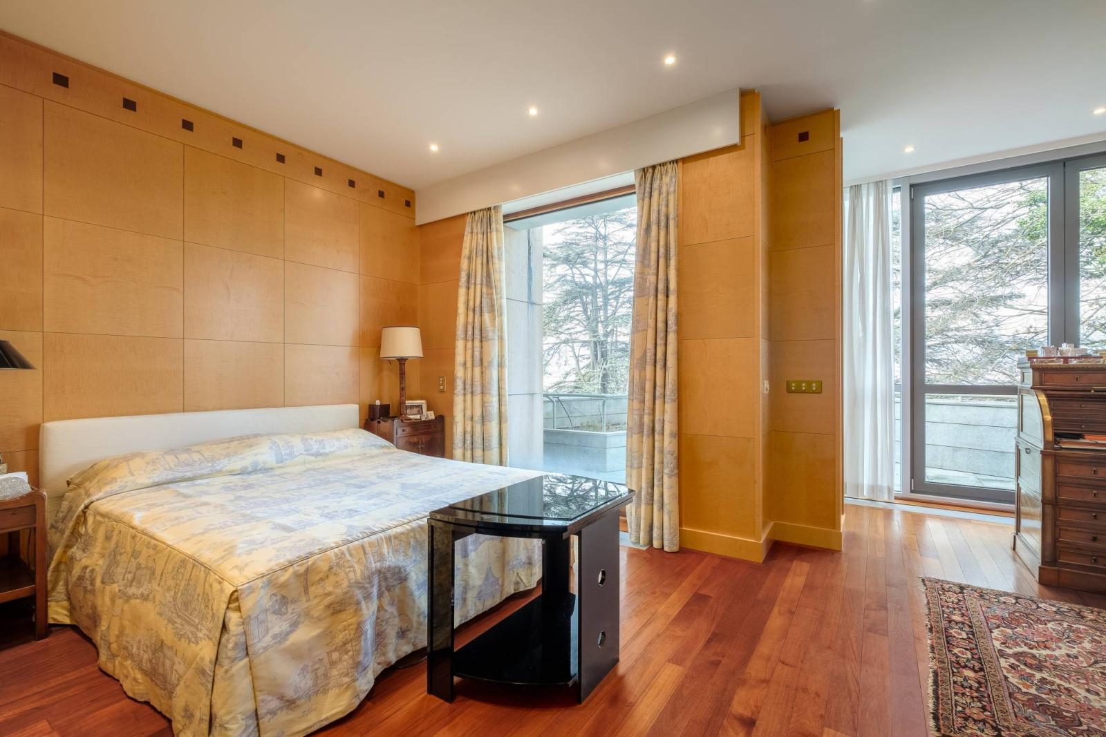 Magnifique appartement avec terrasse surplombant le lac