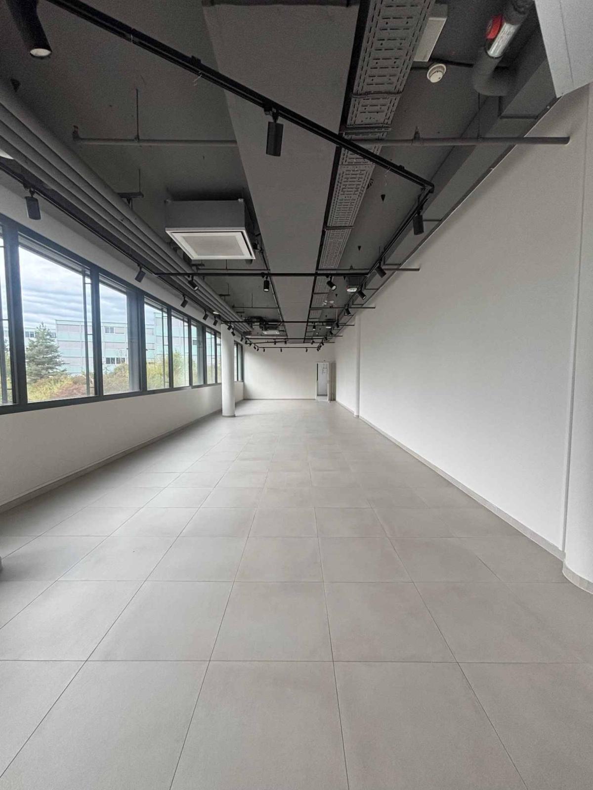 ARCenter – Arcade commerciale de 111 m²