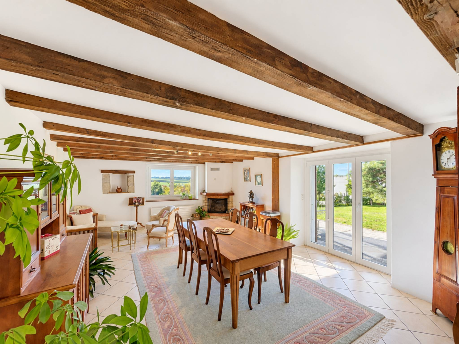 Une maison de caractère pleine d’âme au cœur de Colombier