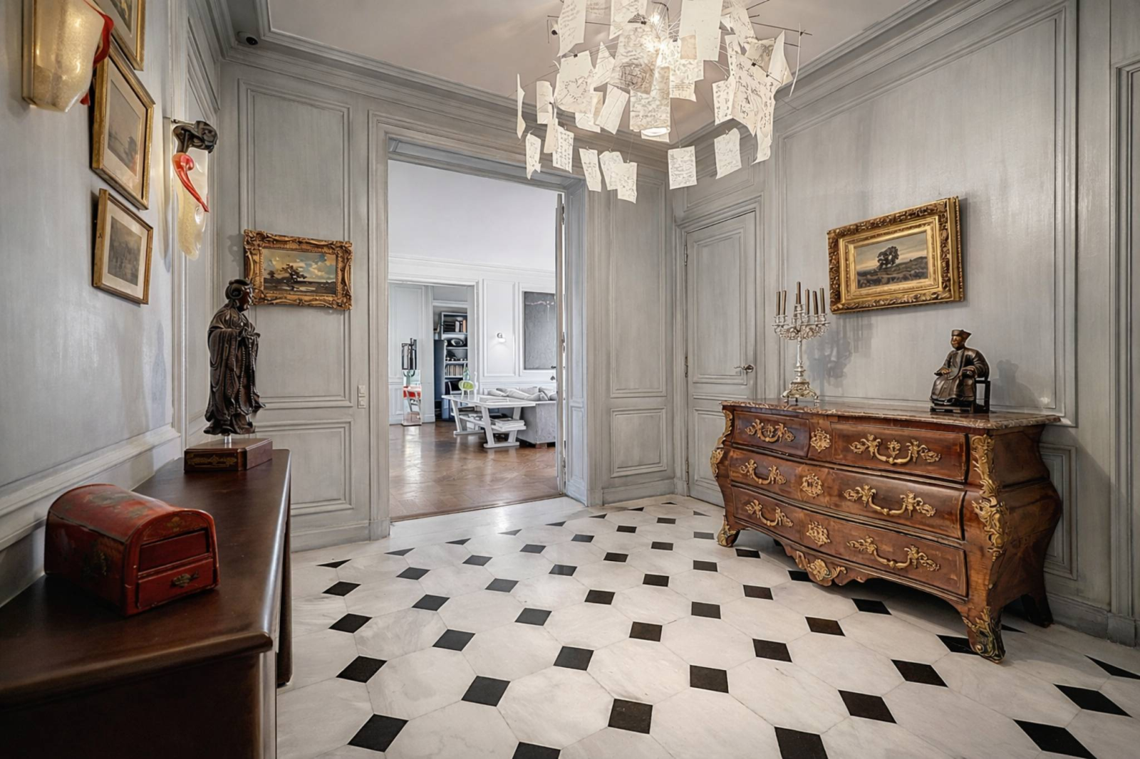 Au cœur de Ouchy, appartement de standing de 7 pièces avec vue sur le lac