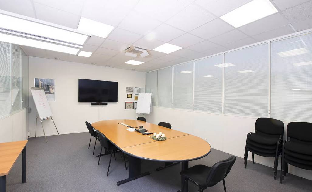 Surfaces en zone FTI d'env 2200m2 DIVISIBLES à Plan-les-Ouates