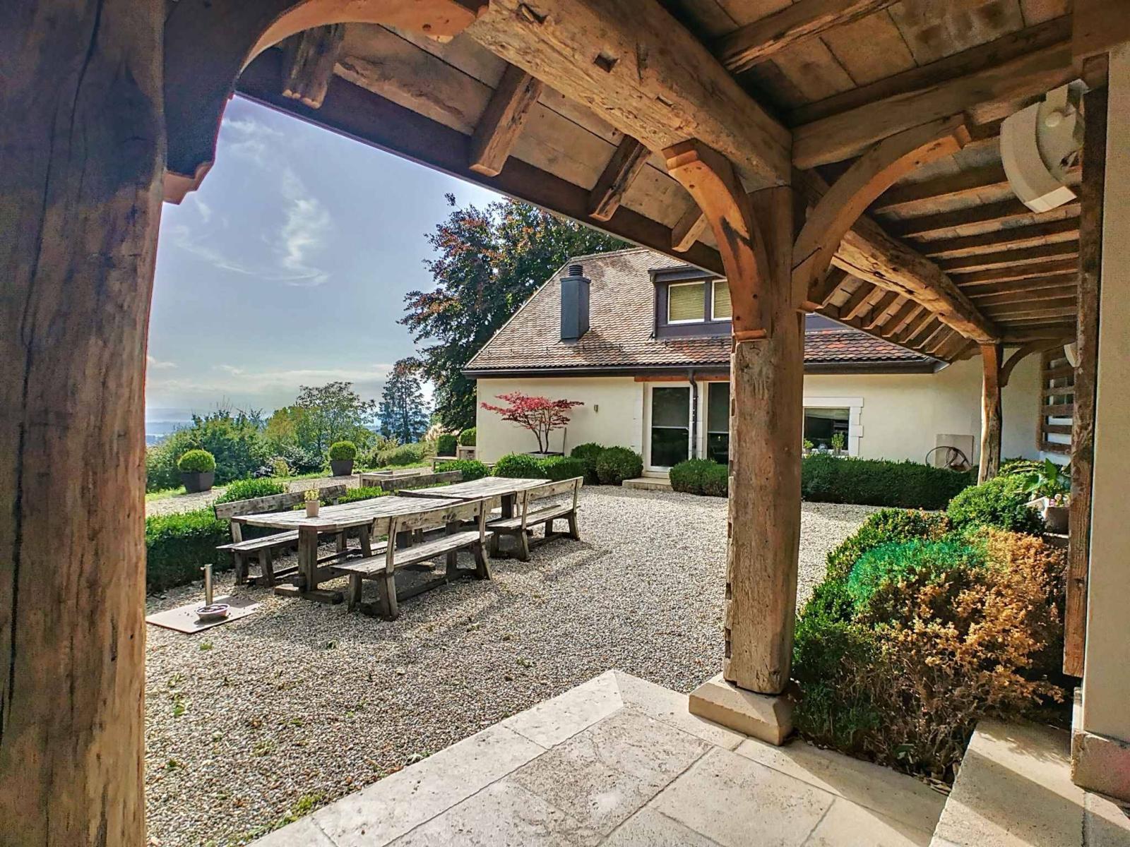Grande propriété avec vue lac