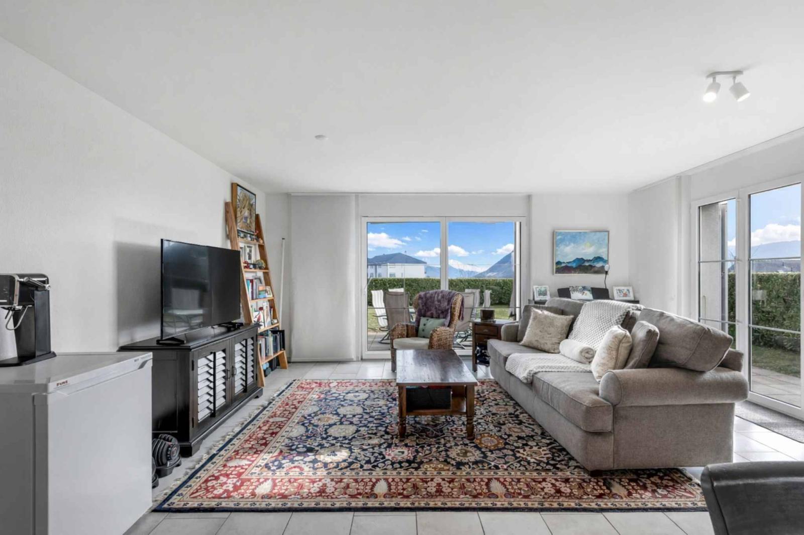 Spacieux appartement de 5.5 pièces avec terrasse et grand jardin