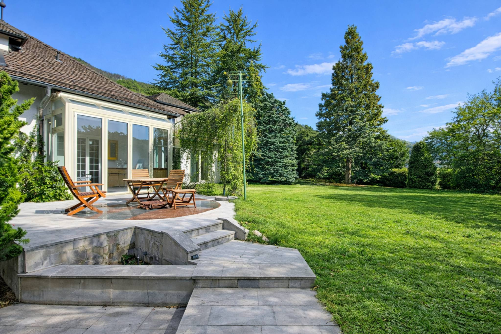 Quartier prisé ! Maison de maître + terrain constructible