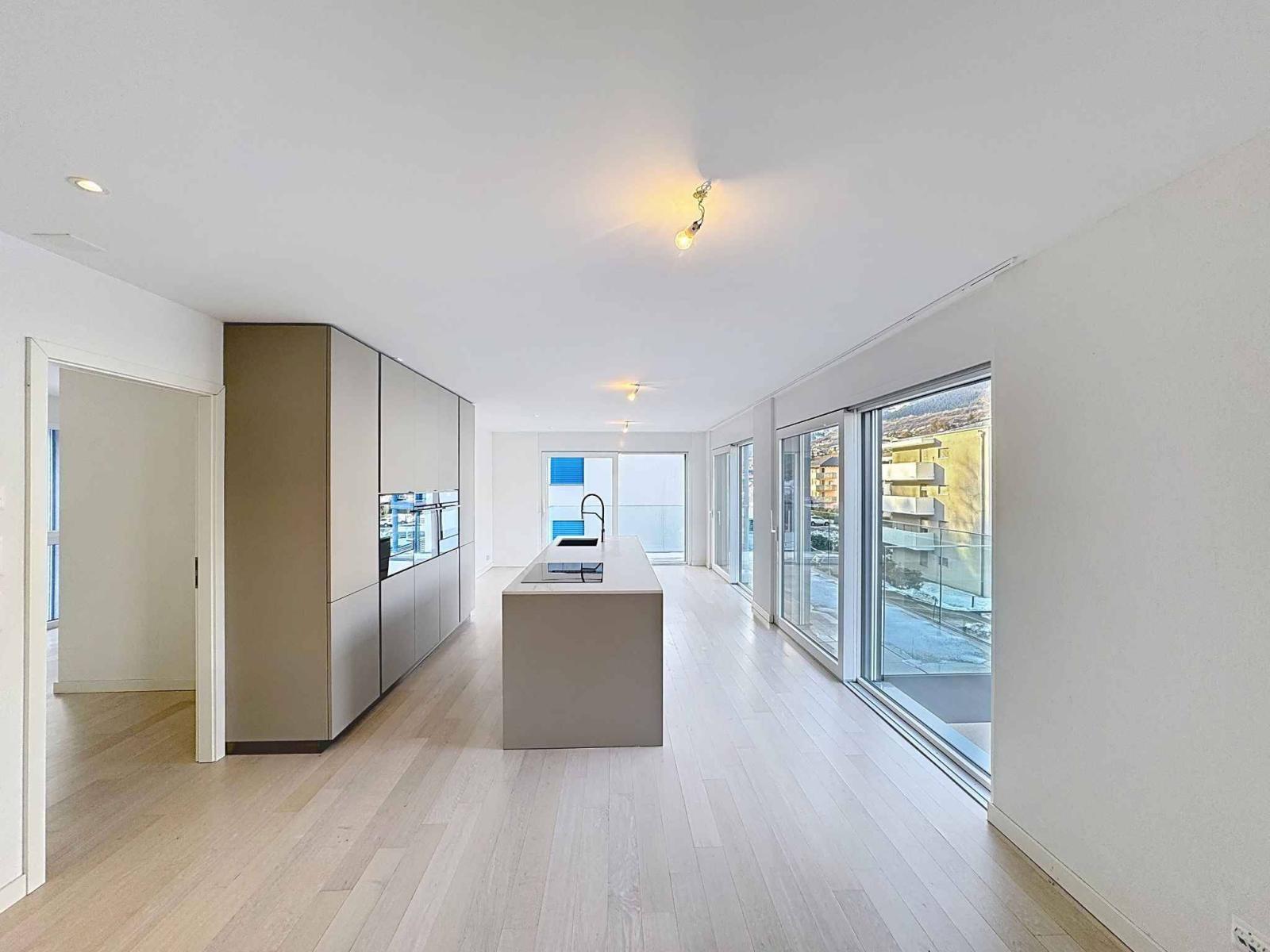 Appartement 4 pièces lumineux avec vue montagne