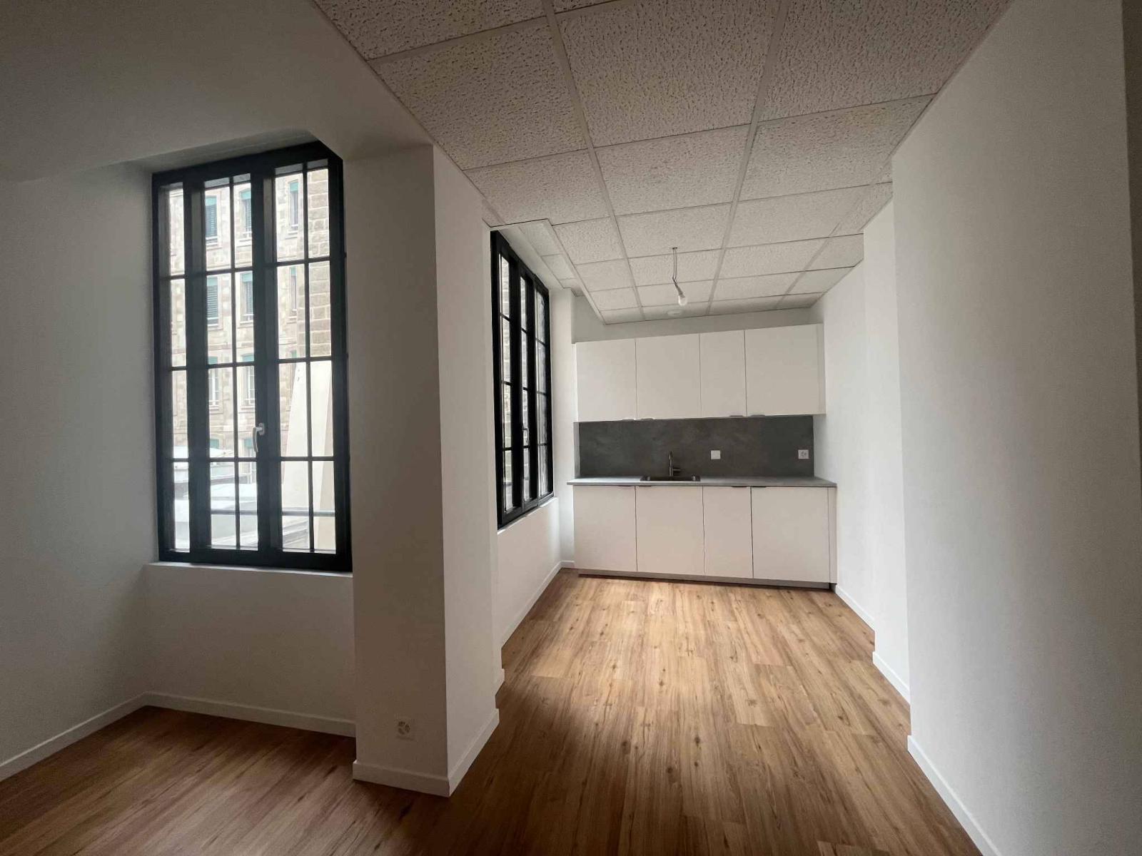 BUREAUX D’EXCEPTION DE 177 M² - RUE DE LA CROIX-D’OR