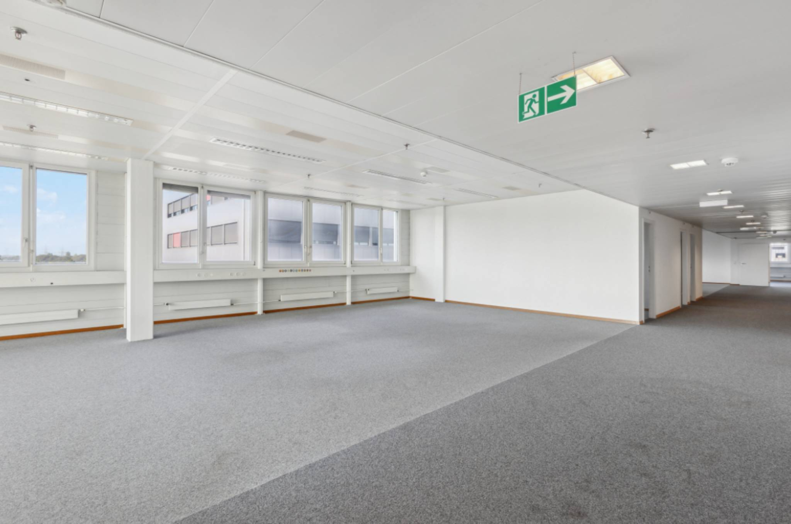 Bureaux aménagé de 886m2 au 4ème étage
