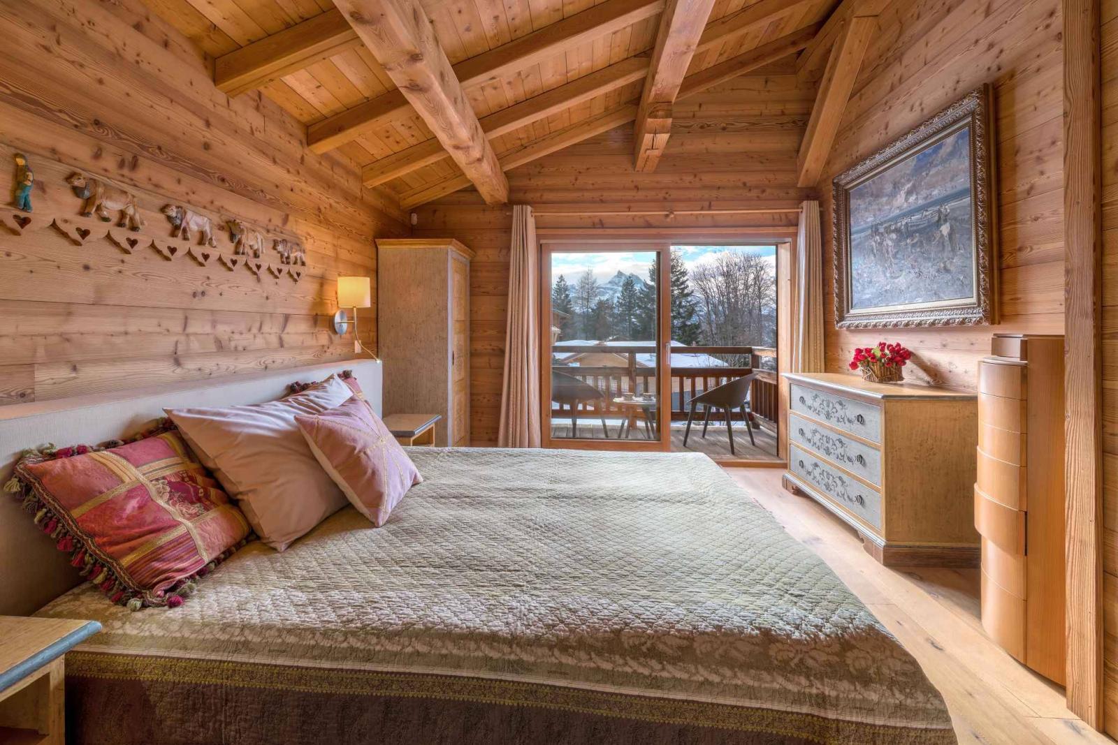 Un chalet Bayrou à vendre à Villars-sur-Ollon - L'art de la construction alpine de Megève à Crans-Montana