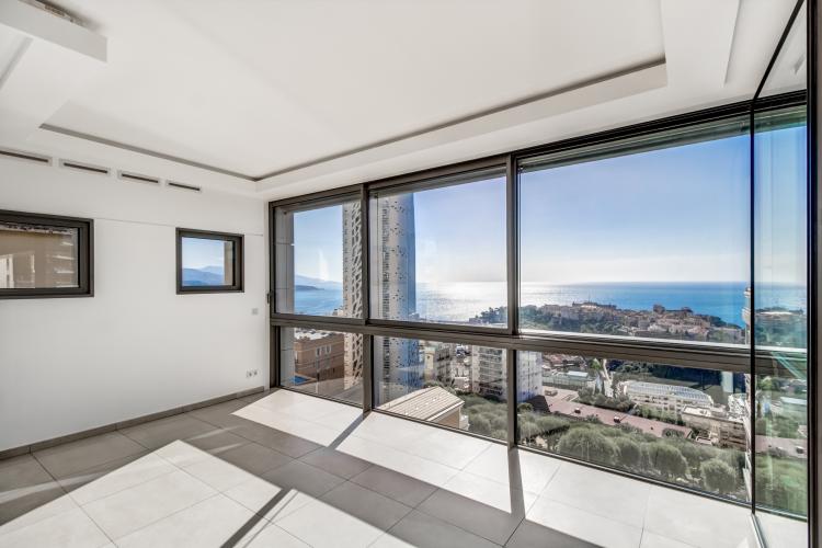 Monte-Carlo View: 2 Chambres avec Vue Panoramique, Cave, Parking & Concierge 24/7