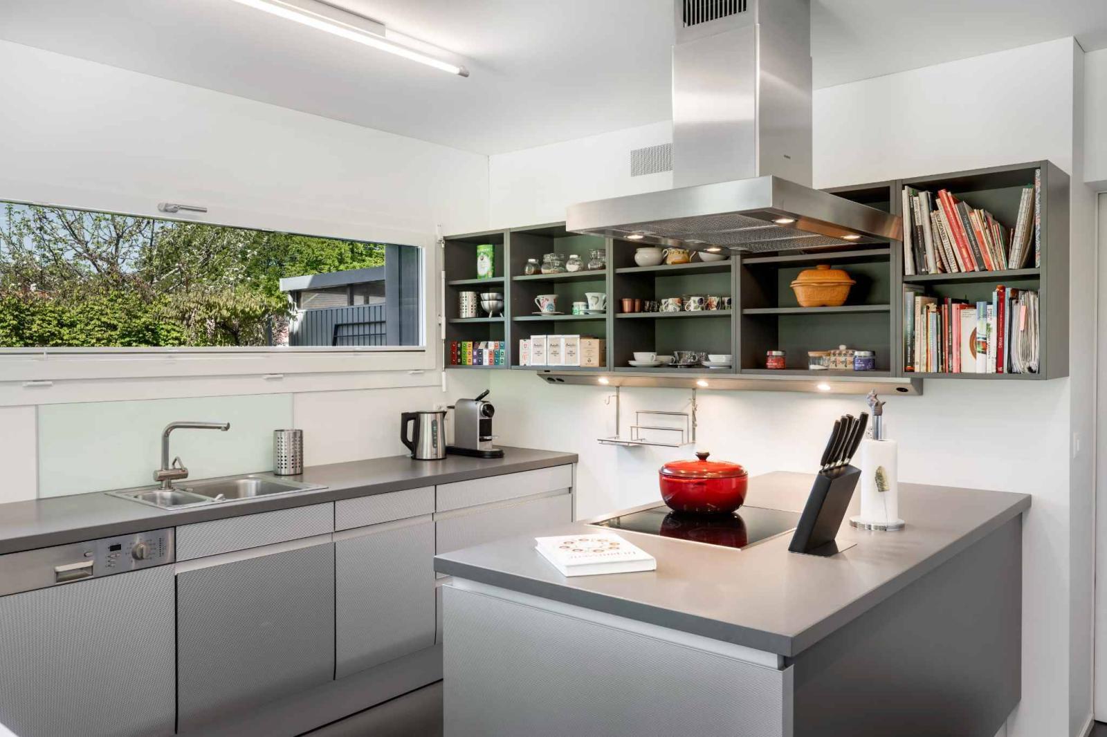 VILLA CONTEMPORAINE MINERGIE DANS UN ENVIRONNEMENT PRIVILÉGIÉ