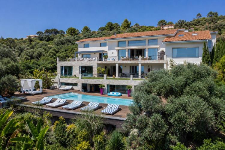 Villa D 'exception Eze vue mer, proche Monaco avec terrain constructible