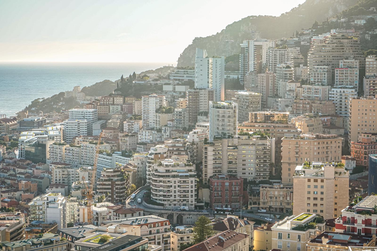 LES OLIVIERS - 2 PIÈCES RÉNOVÉ - PROCHE DU PORT