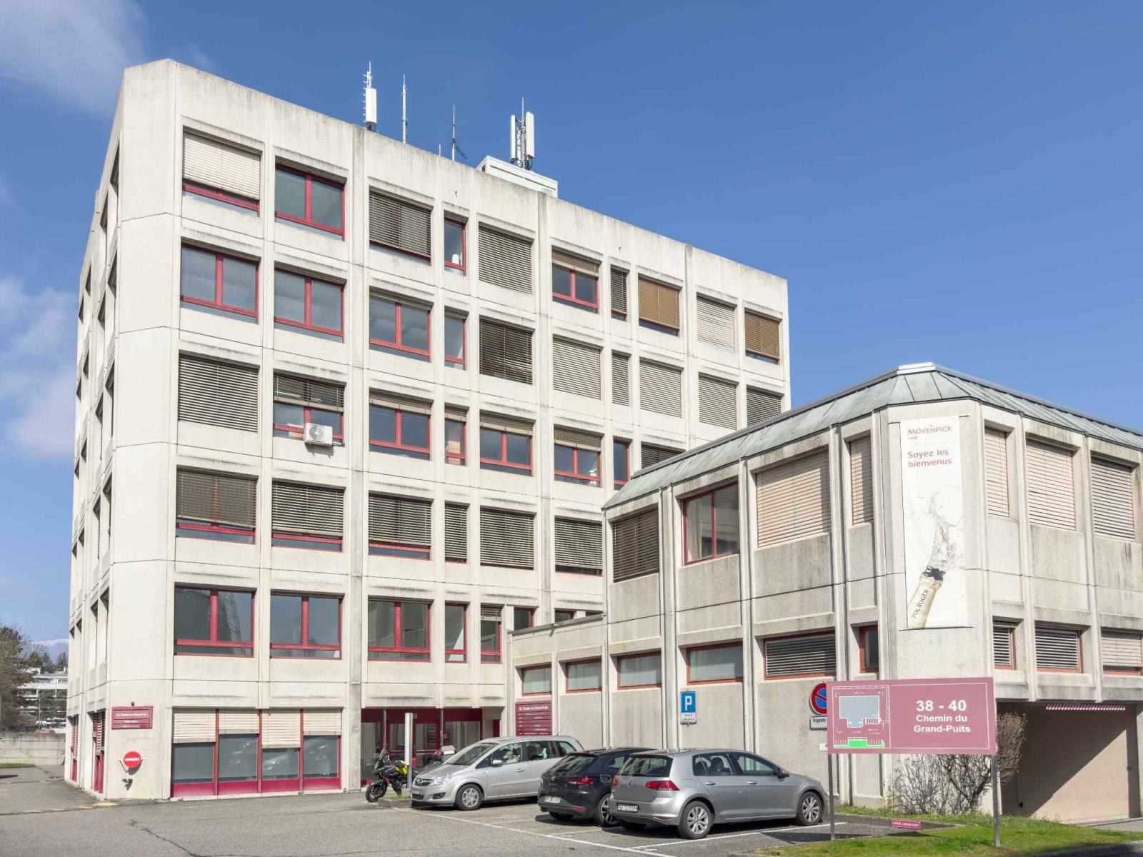 Atelier lumineux de 365 m² à Meyrin