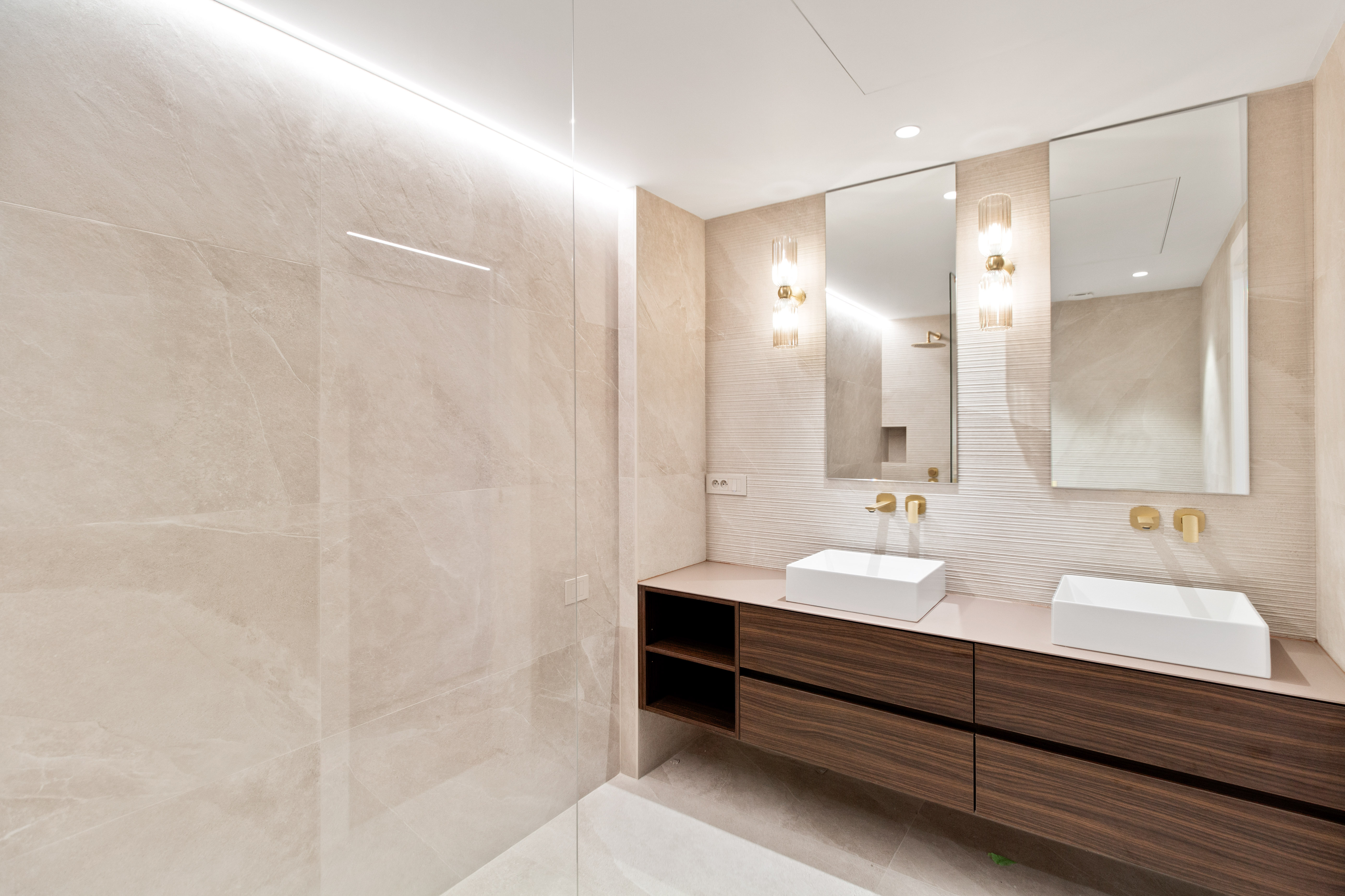 MveVv_photo-17-1762430195.jpg