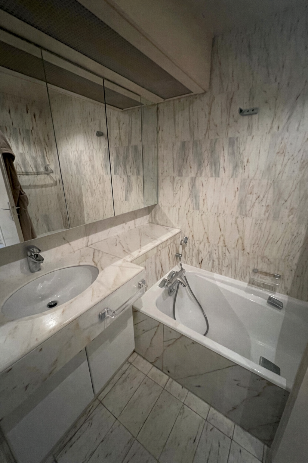 CARRE D’OR - STUDIO AVEC TERRASSE - PARK PALACE